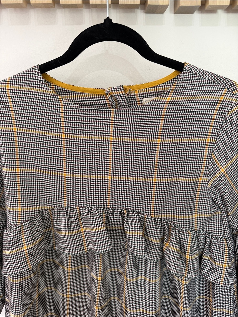 Zara girls Grey & Yellow Plaid Ruffle Tunic size 11/12 - Picture 3 of 7